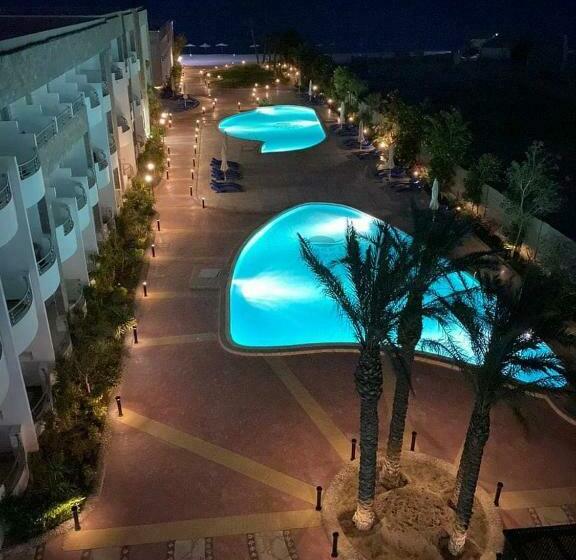 ホテル Cecilia Resort Private Chalets