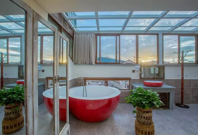 Hotelli Old Story Inn Lijiang Old Town