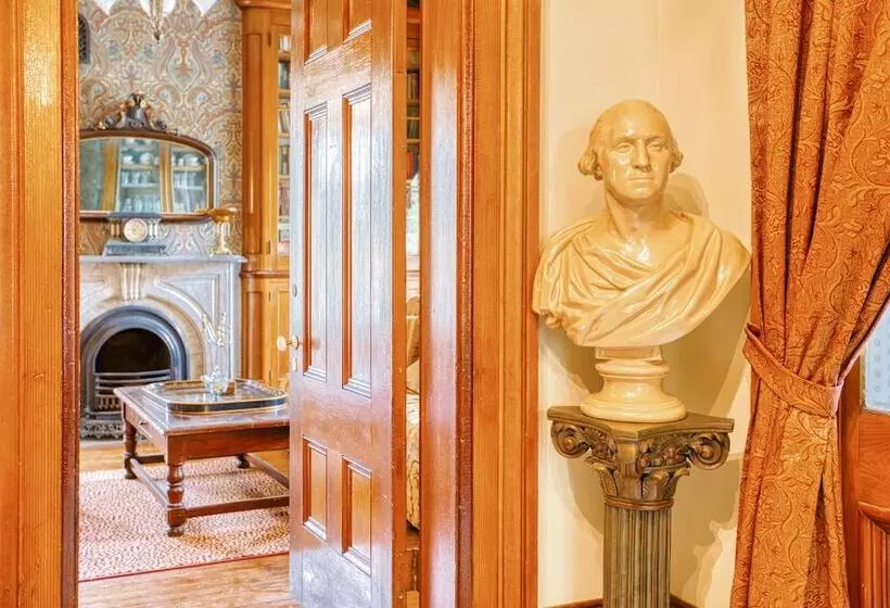 Hotelli Galena Inn Formerly Victorian Mansion