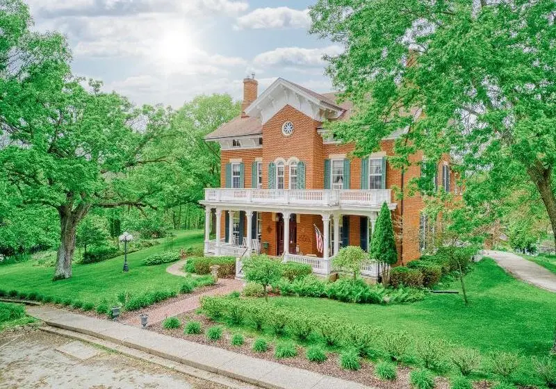 ホテル Galena Inn Formerly Victorian Mansion