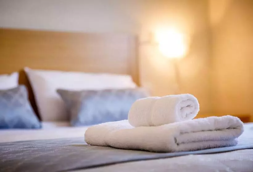 Hotelli Kis Residence