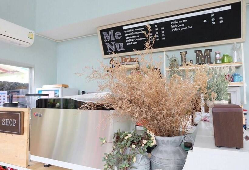 בית מלון כפרי La'moon Resort