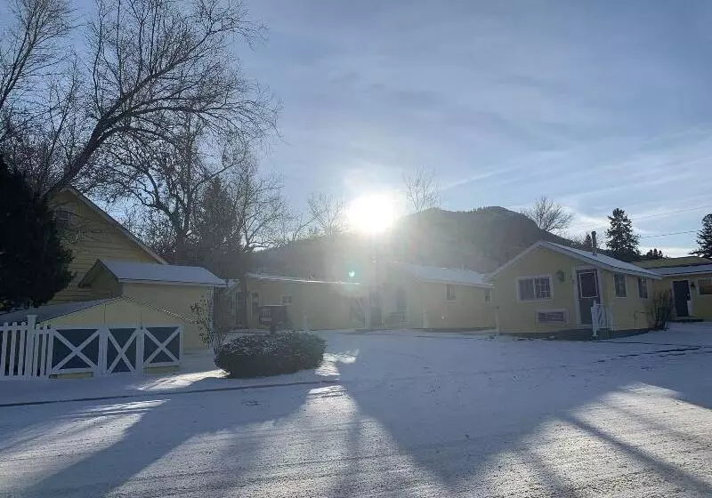 ホテル Lamplighter Cabins & Suites