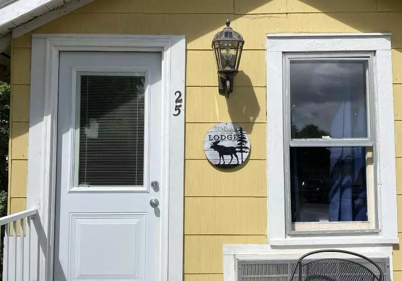 ホテル Lamplighter Cabins & Suites