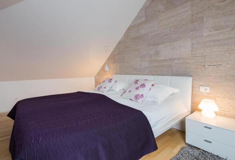 Hotel Laura Lux Suites