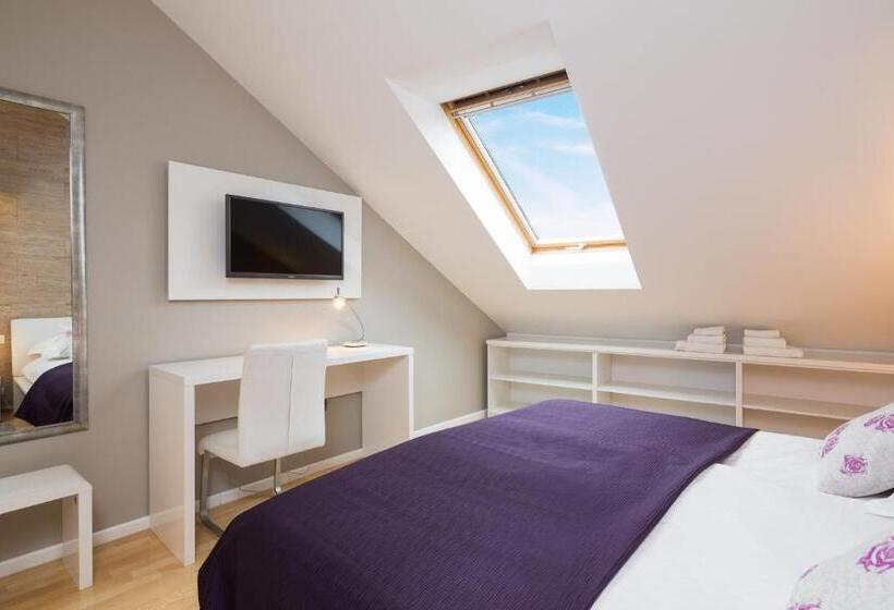 Hotel Laura Lux Suites