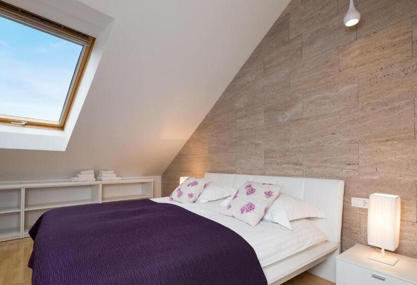 Hotel Laura Lux Suites