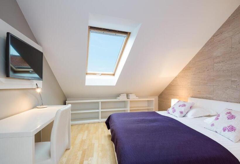 Hotel Laura Lux Suites