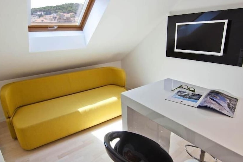 Hotel Laura Lux Suites