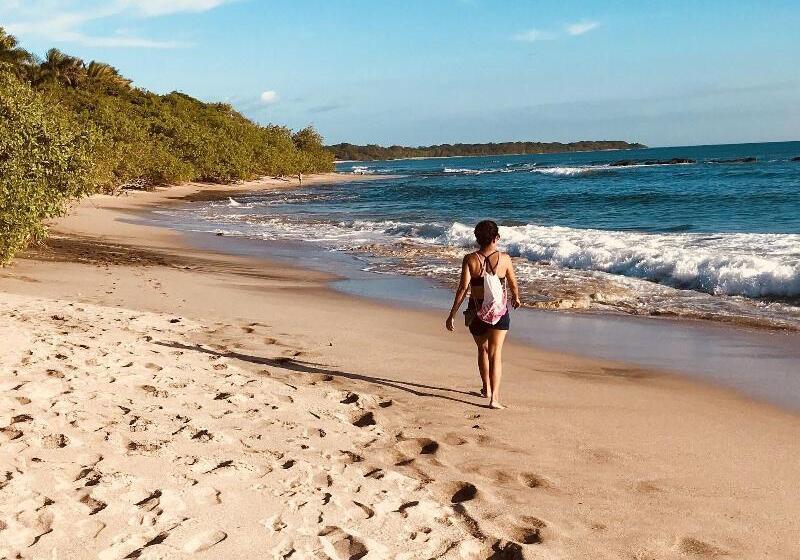 هتل Tamarindo Village