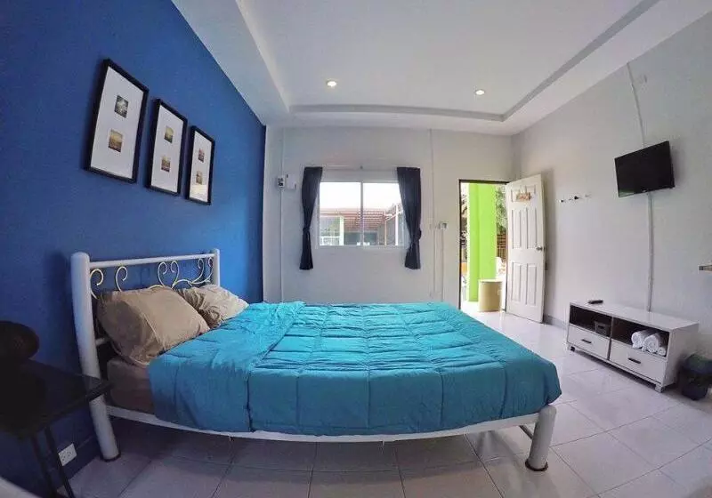 ホテル Vii House Rawai Phuket