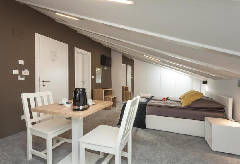 בית מלון כפרי Villa Castrum