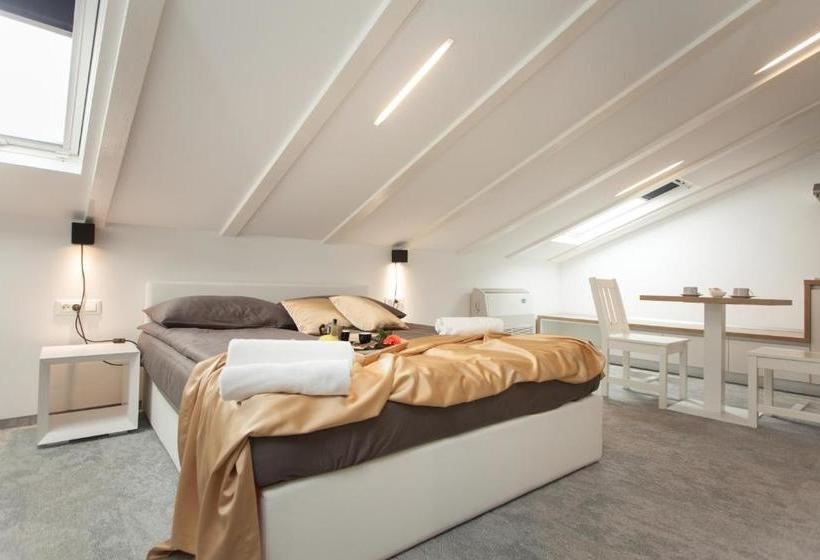 בית מלון כפרי Villa Castrum