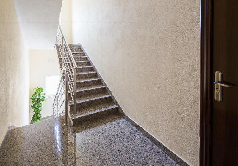 فندق Villa Kolar Apartments