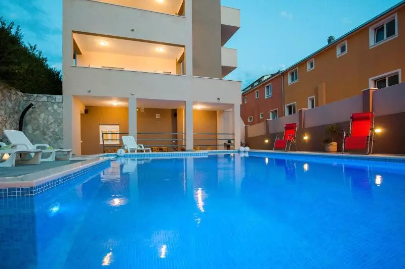 Hotelli Villa Kolar Apartments