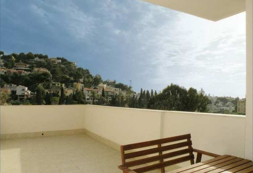 فندق Apartamentos Doña Carmen