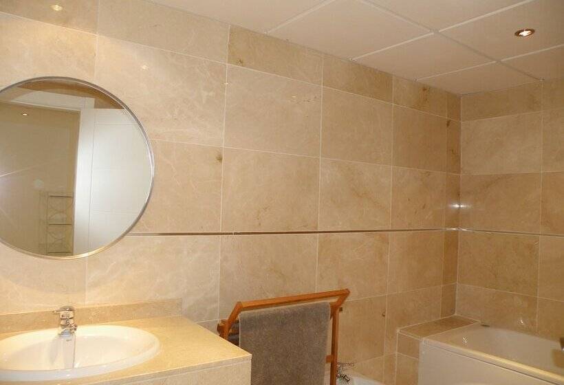 فندق Apartamentos Doña Carmen