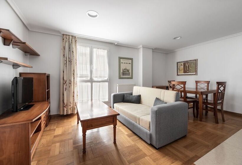 فندق Apartamentos El Cid