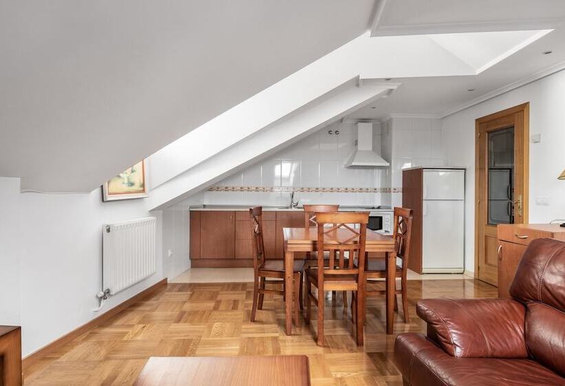 فندق Apartamentos El Cid