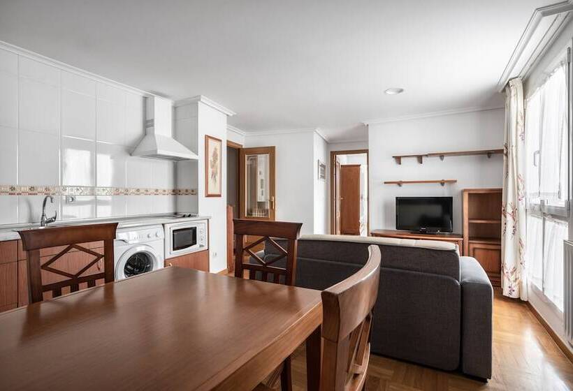 فندق Apartamentos El Cid