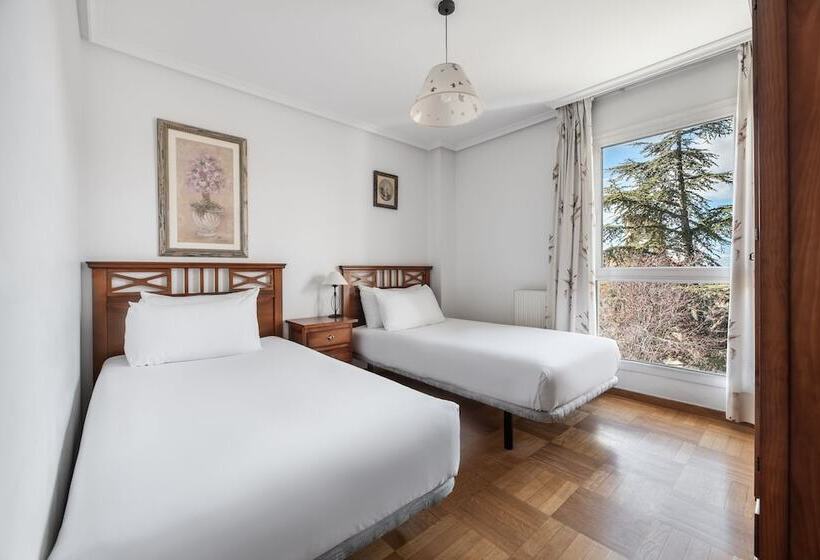 فندق Apartamentos El Cid