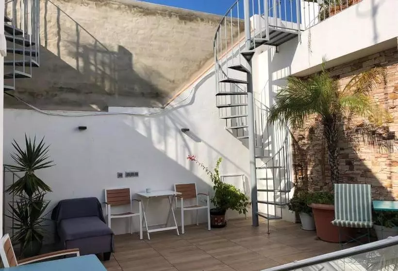 هتل Apartamentos Rosario 1