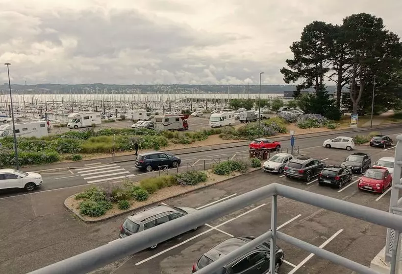 Hotelli Couett Hôtel Brest