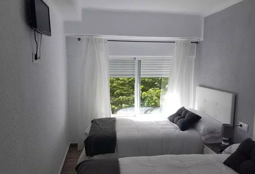 هتل Guesthouse Central