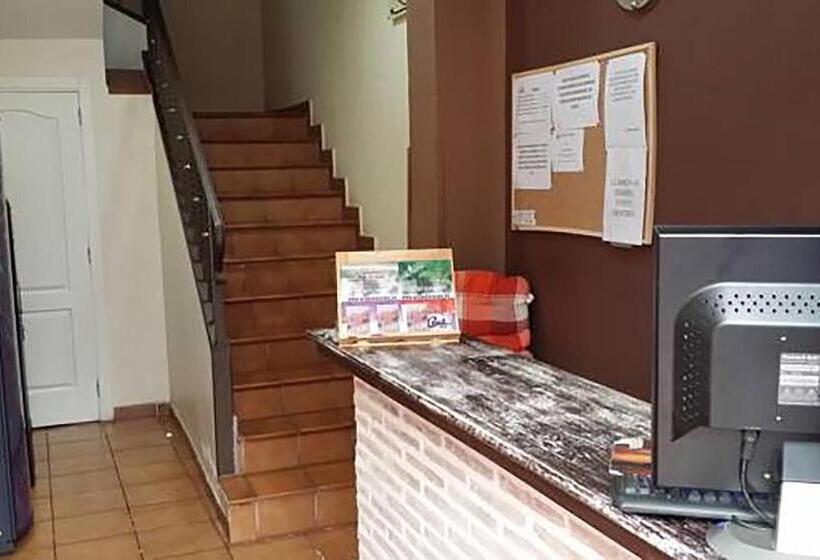 בית מלון כפרי Hostal Velarde