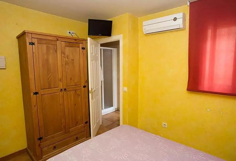 Hotelli Hostal Velarde