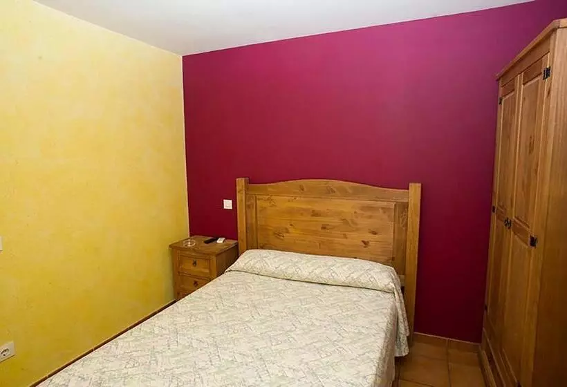 Hotelli Hostal Velarde