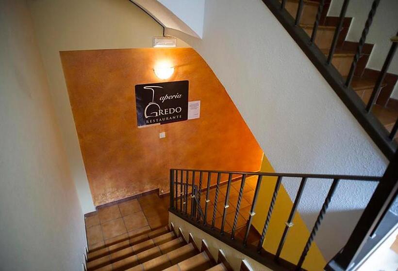 בית מלון כפרי Hostal Velarde