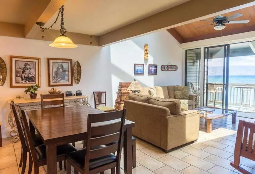 هتل Kahana Outrigger