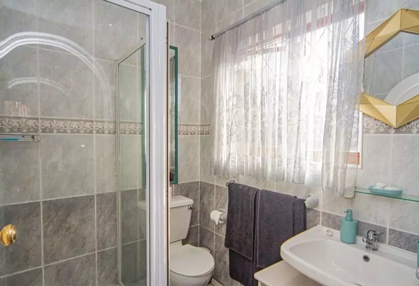 Hotelli La Loggia B&b