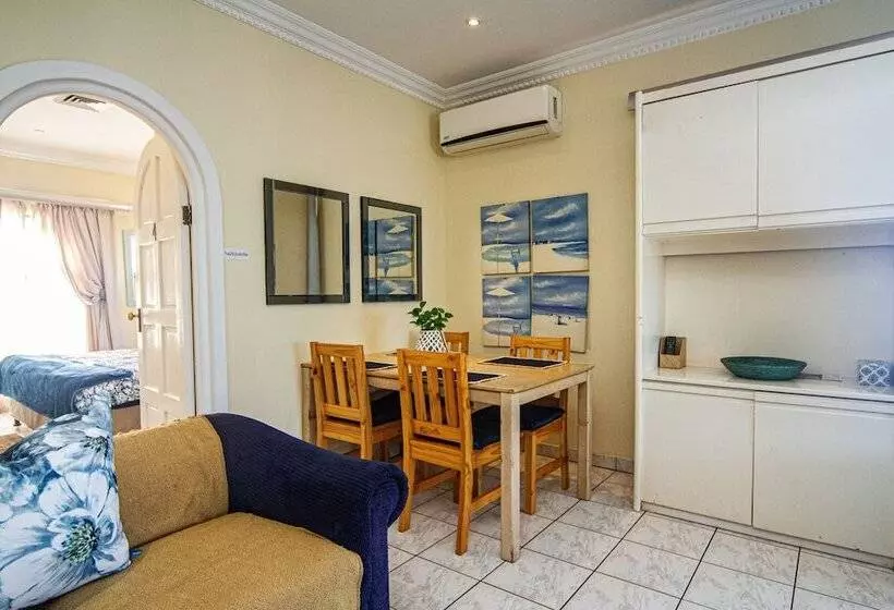 Hotelli La Loggia B&b