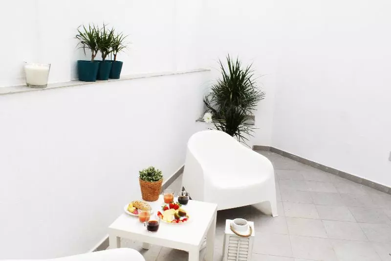 هتل Nest Flats Granada