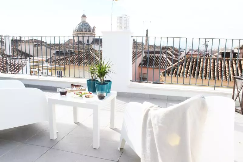 هتل Nest Flats Granada