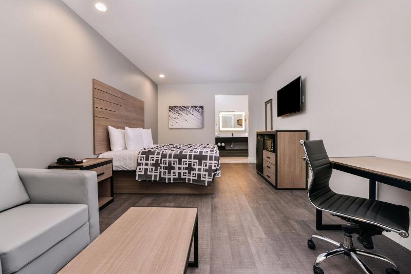 هتل Palace Inn Blue Tomball Parkway