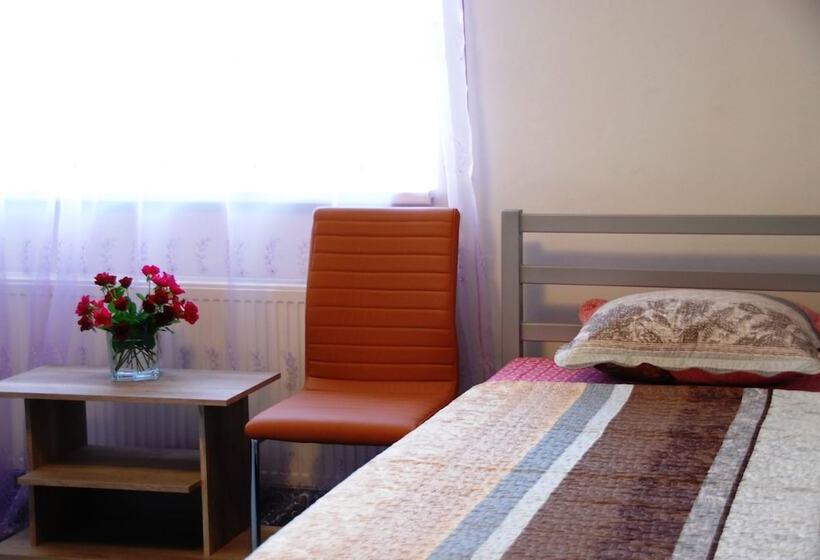 בית מלון כפרי Privat Voyage