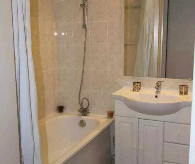 Hotelli Sphinx Résidences Tempologis Mémorial