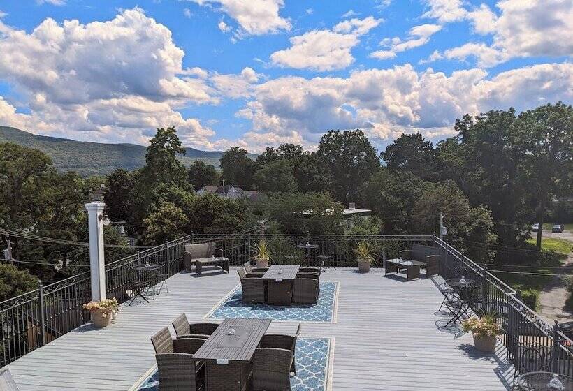 فندق The Dutchess Inn And Spa At Beacon