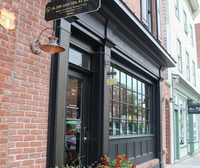 فندق The Dutchess Inn And Spa At Beacon