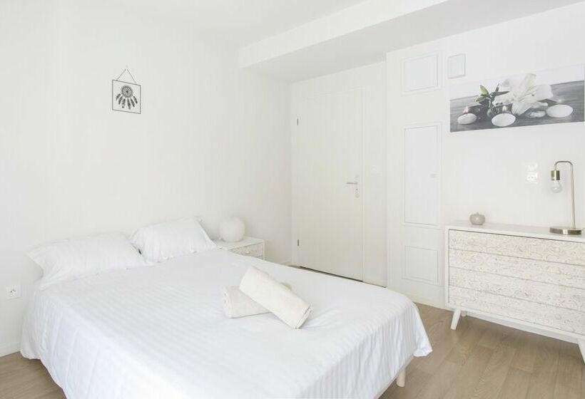 בית מלון כפרי Zenao Appart Hôtels Mulhouse