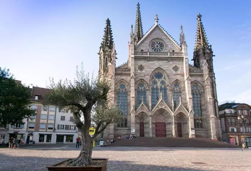 Hotelli Zenao Appart Hôtels Mulhouse