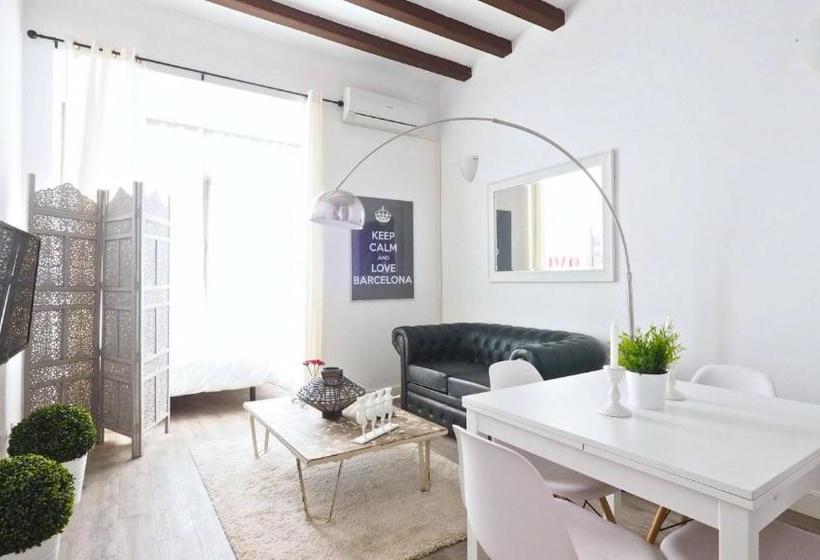 The White Flats Sant Antoni