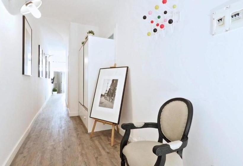 The White Flats Sant Antoni