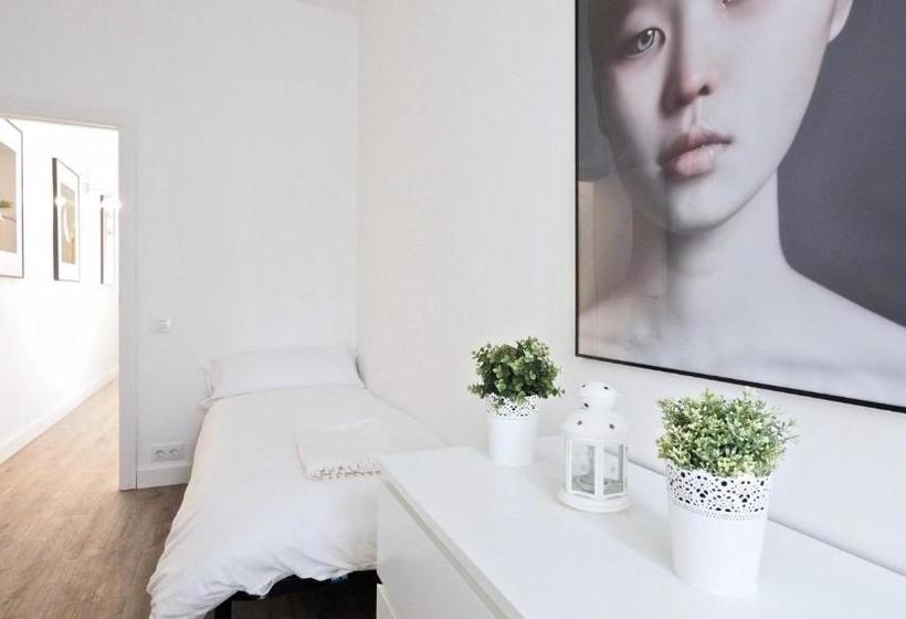 The White Flats Sant Antoni