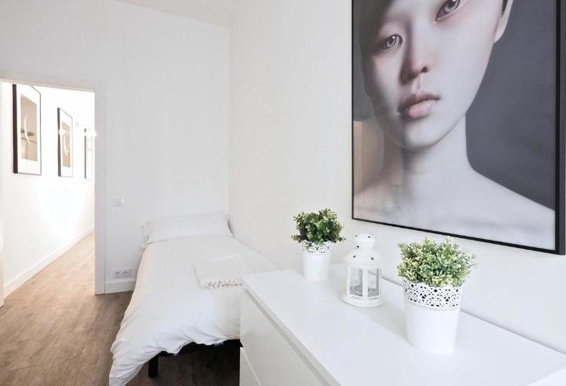 The White Flats Sant Antoni