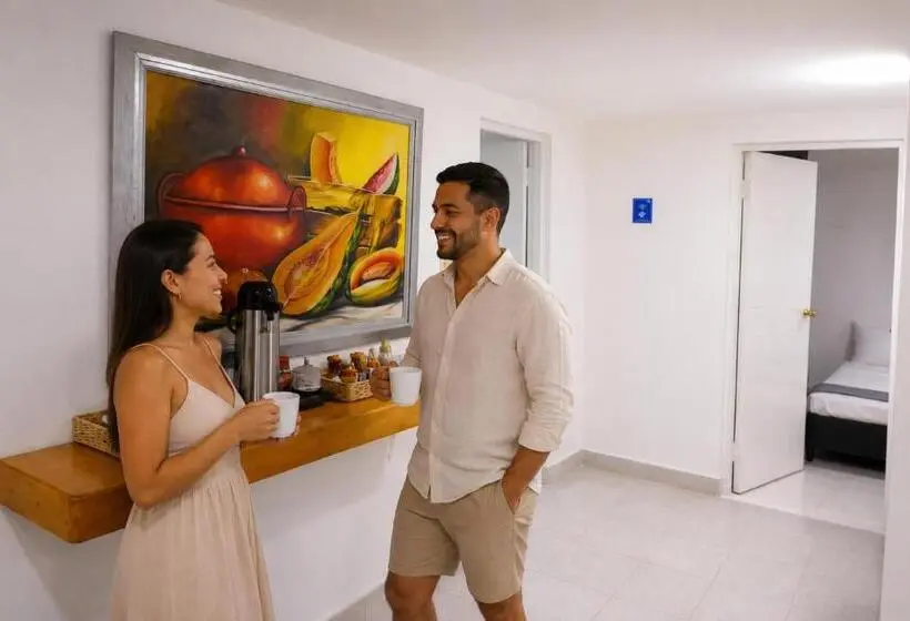 ベッドアンドブレックファースト Hostal Casablanca