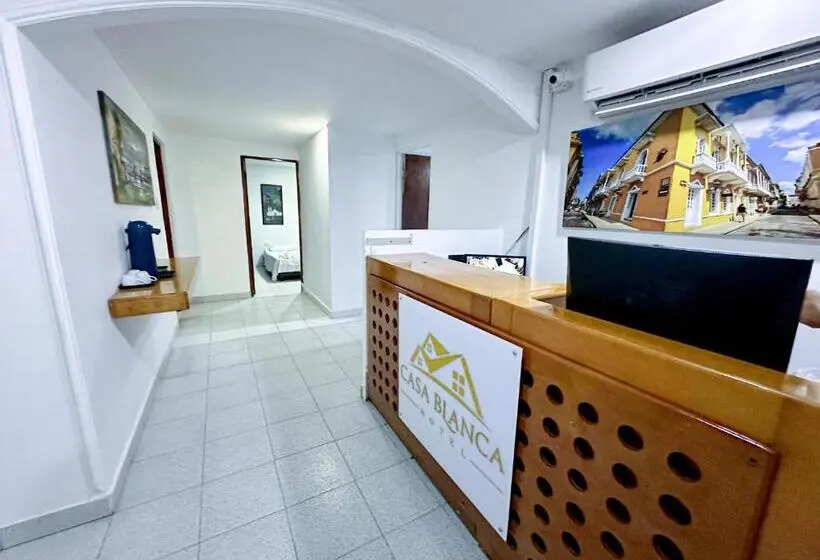 ベッドアンドブレックファースト Hostal Casablanca
